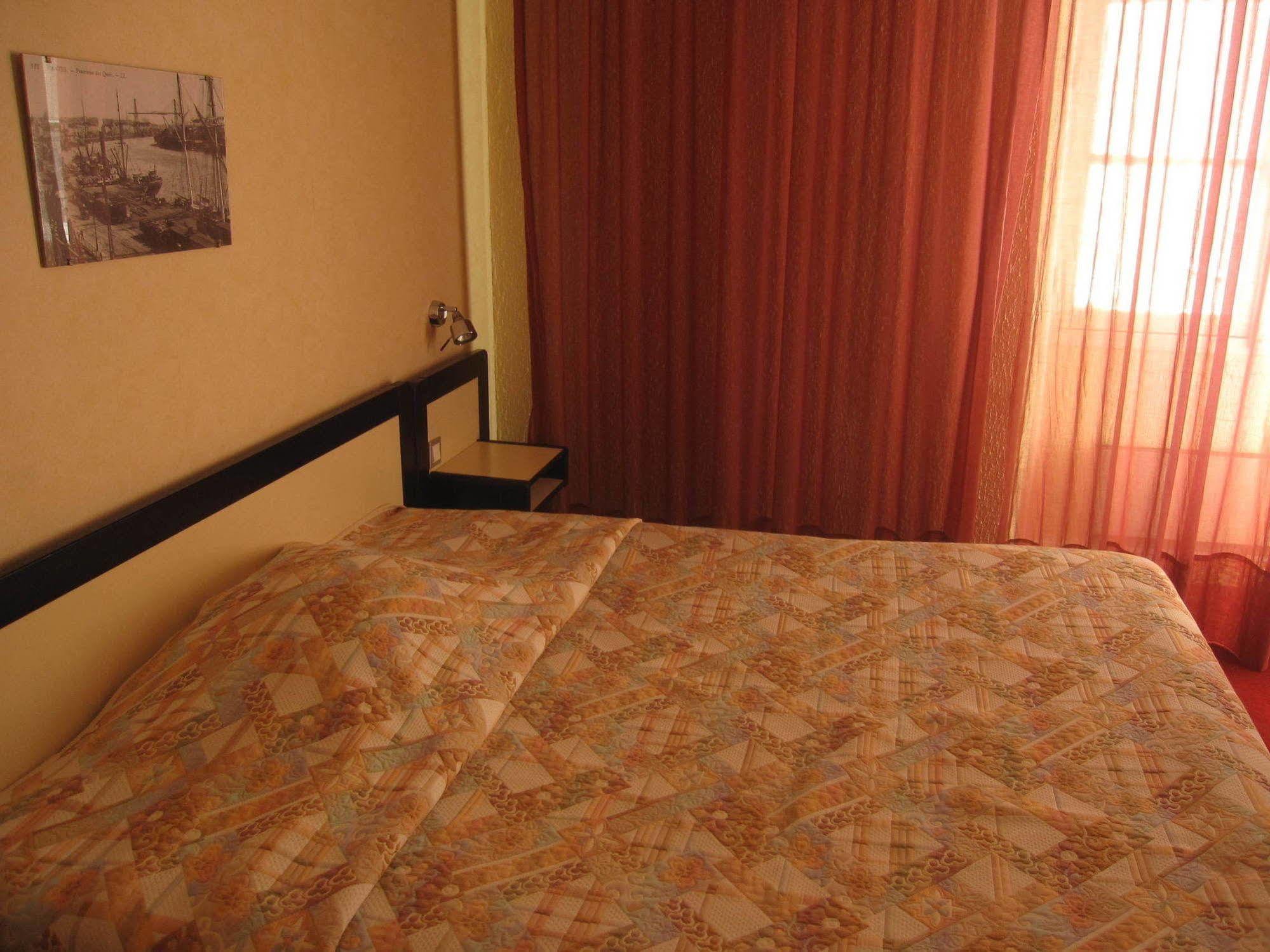 Hotel Des 3 Marchands Ναντ Εξωτερικό φωτογραφία